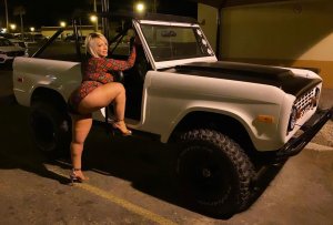 Rochaleona Photo #10