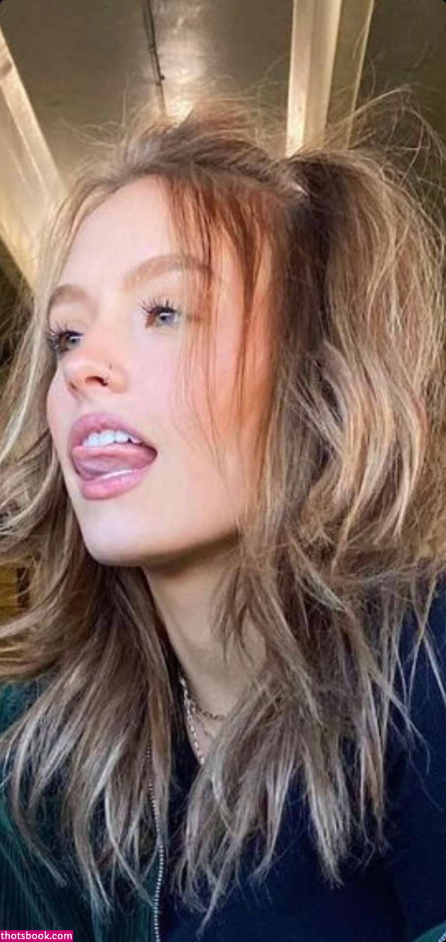 Mia Handley Photo #1