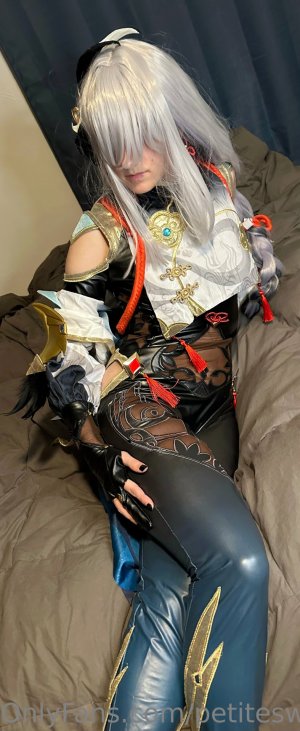 petitesweettreatx Post #6