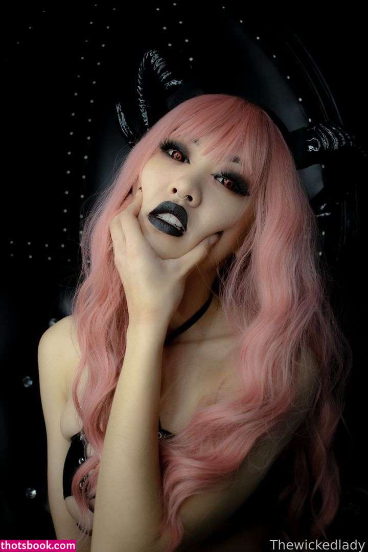 Thewickedlady Photo #5