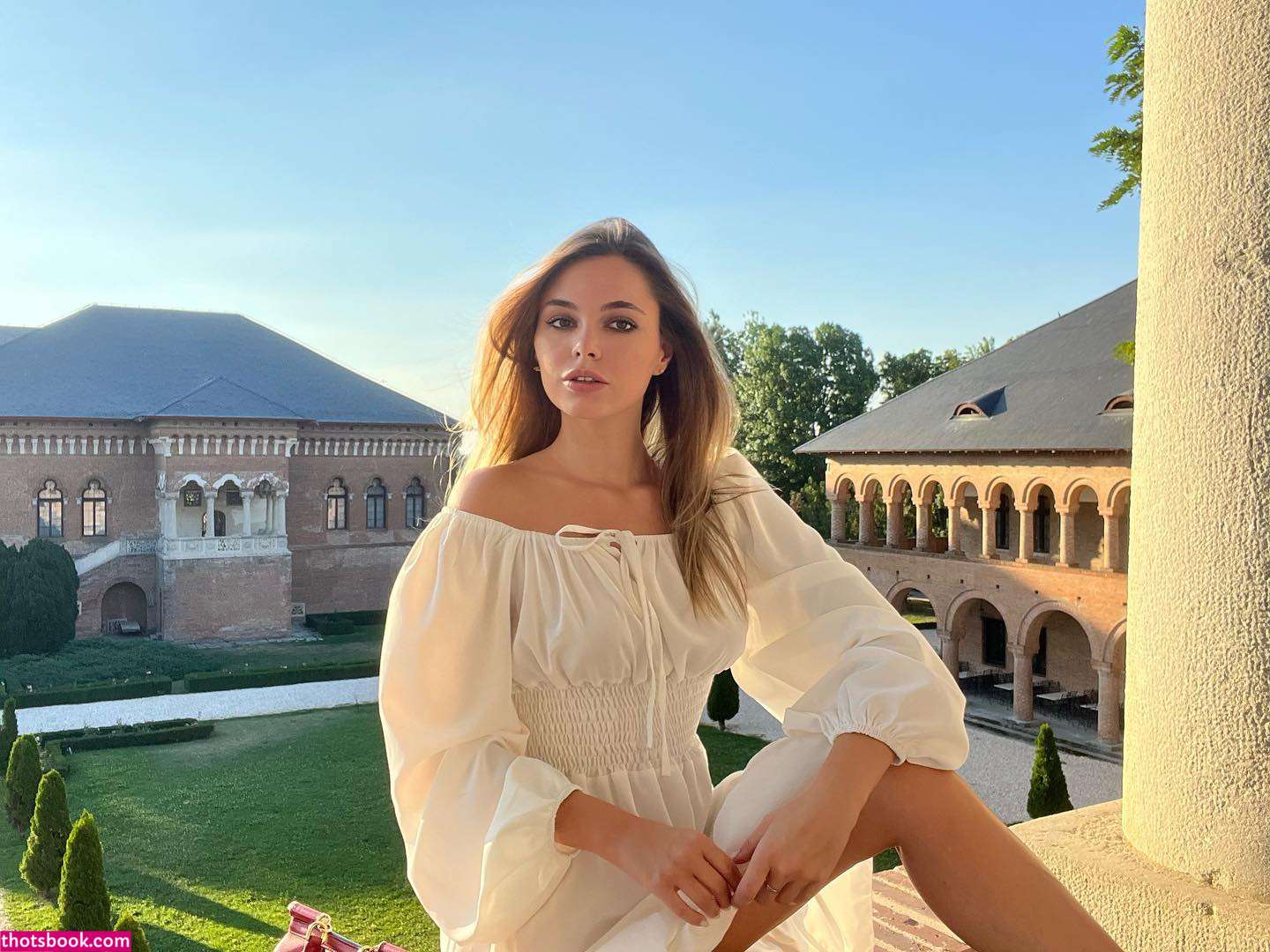 Avomixam Anirbaytko Photo #1