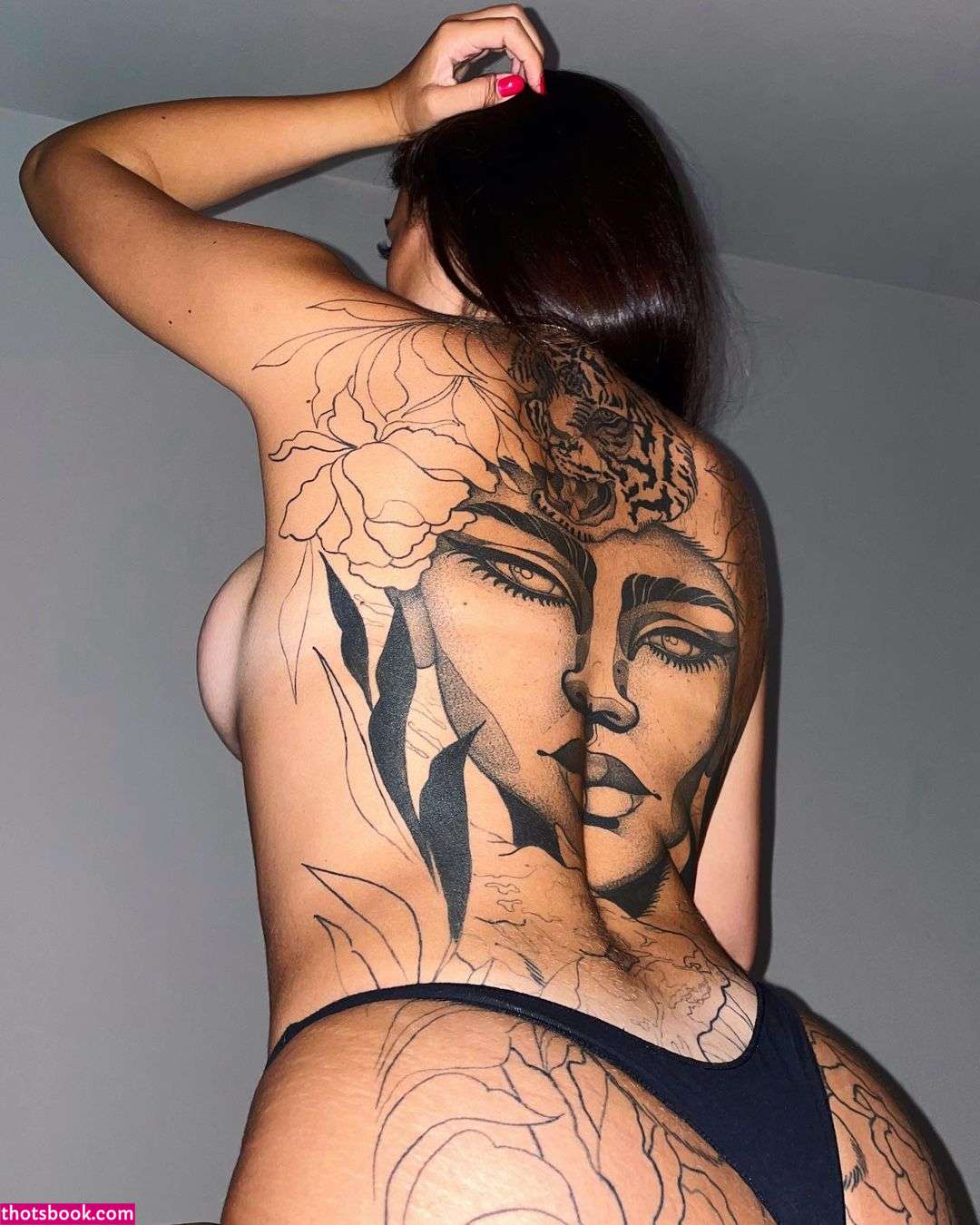 Sara Secciss Photo #12