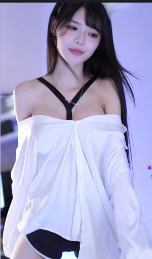 irissiri129 Photo #6