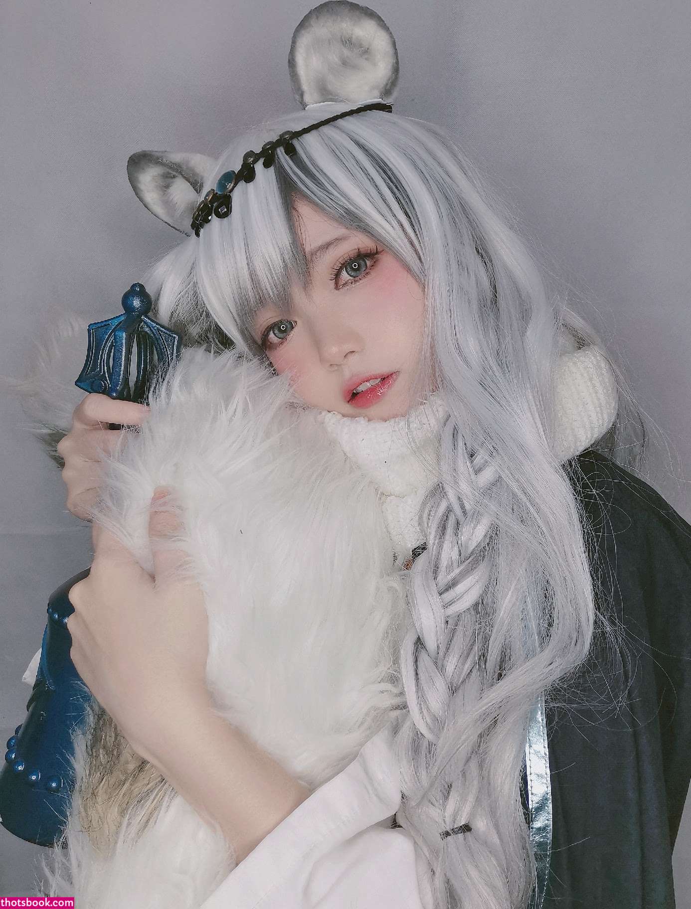 Miu Cosplayer Photo #4