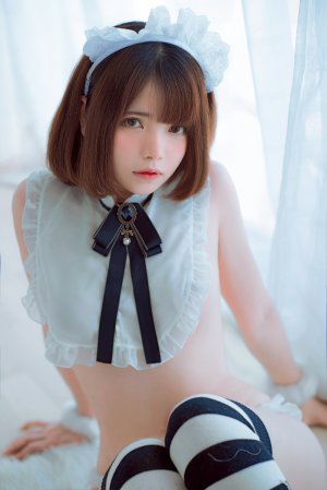 Miu Cosplayer Photo #114