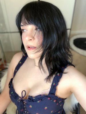 Hiso Neko Photo #146