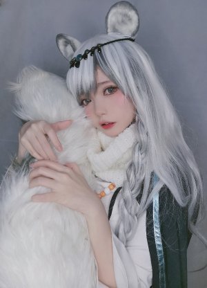 Miu Cosplayer Photo #206