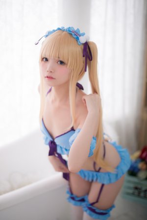 Miu Cosplayer Photo #298