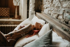 milfmoneyhoney Photo #20