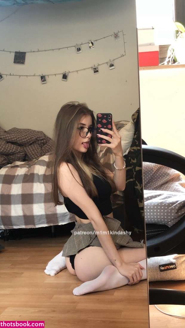 m1m1kindashy Photo #18