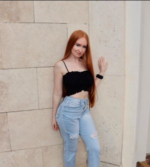 Iksnirub Twins Photo #46