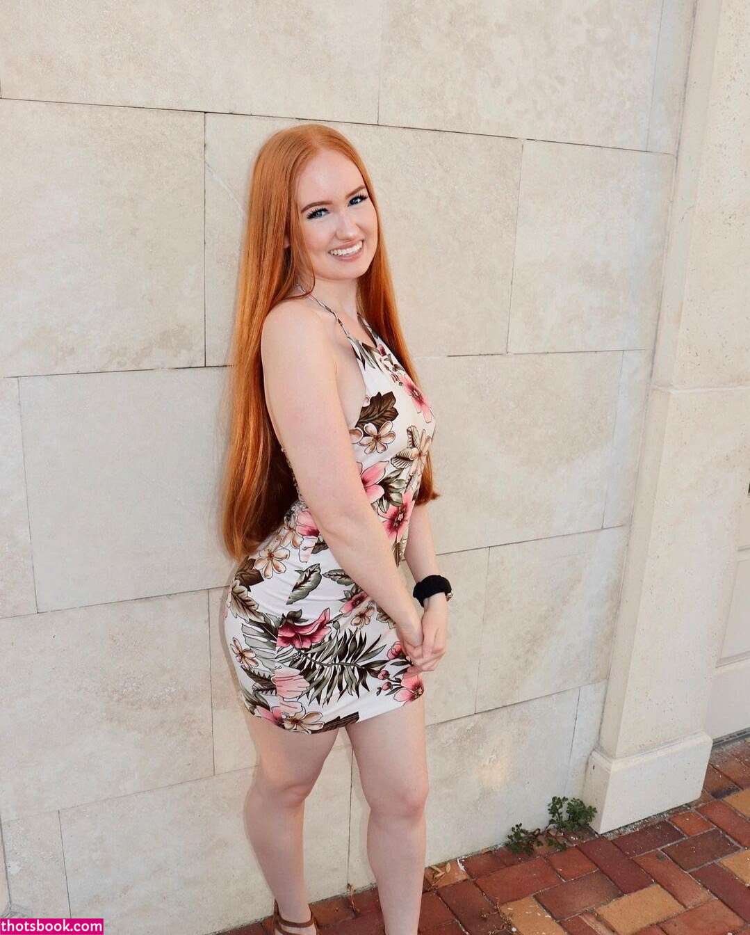 Iksnirub Twins Photo #78