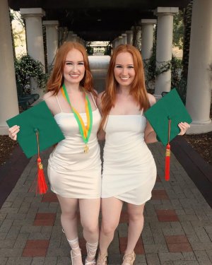 Iksnirub Twins Photos #11