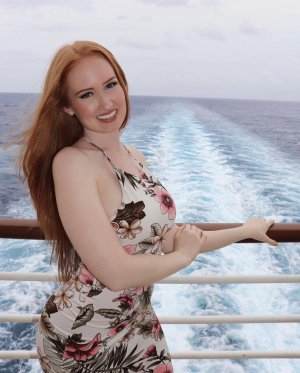 Iksnirub Twins Photo #116