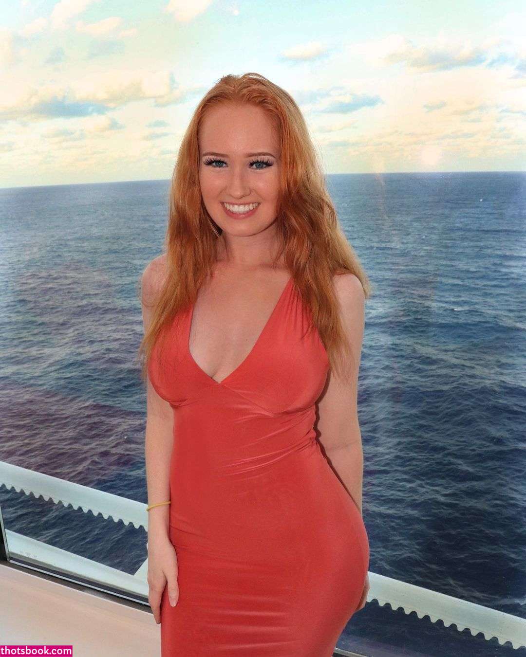 Iksnirub Twins Photo #126