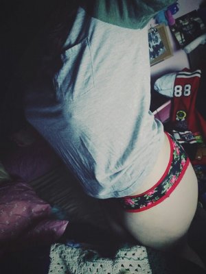 Asmrkitten Photo #26