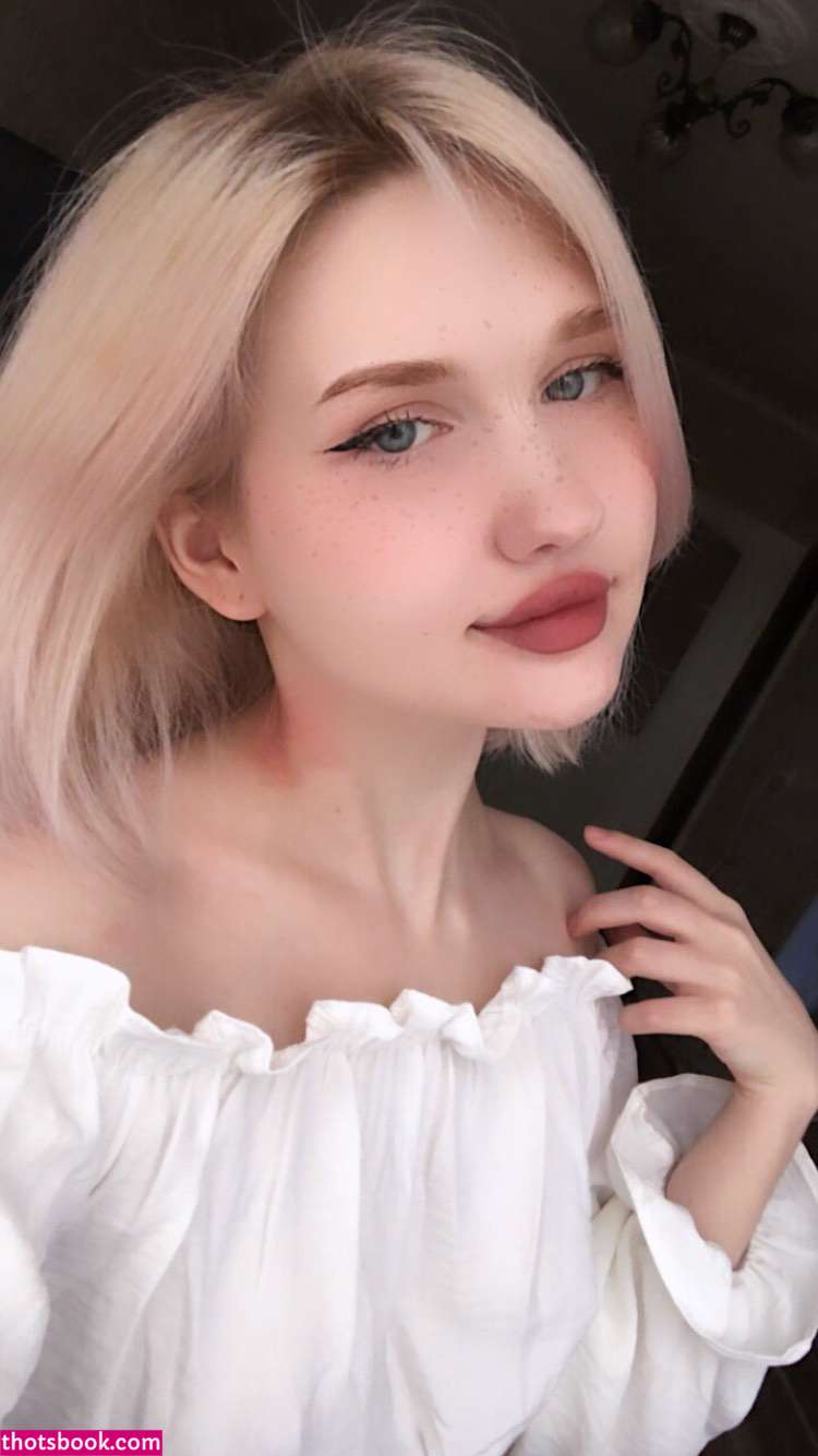 Disi Asakura Photo #3