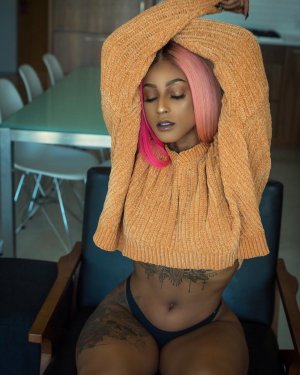 Mizz Twerksum Photo #149