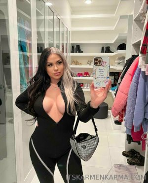 Karmen Karma Photo #212