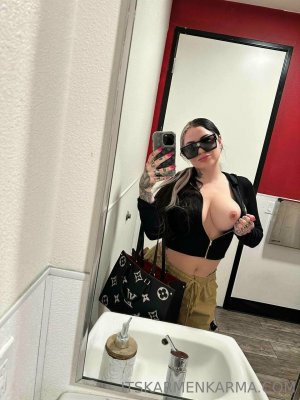 Karmen Karma Photo #265