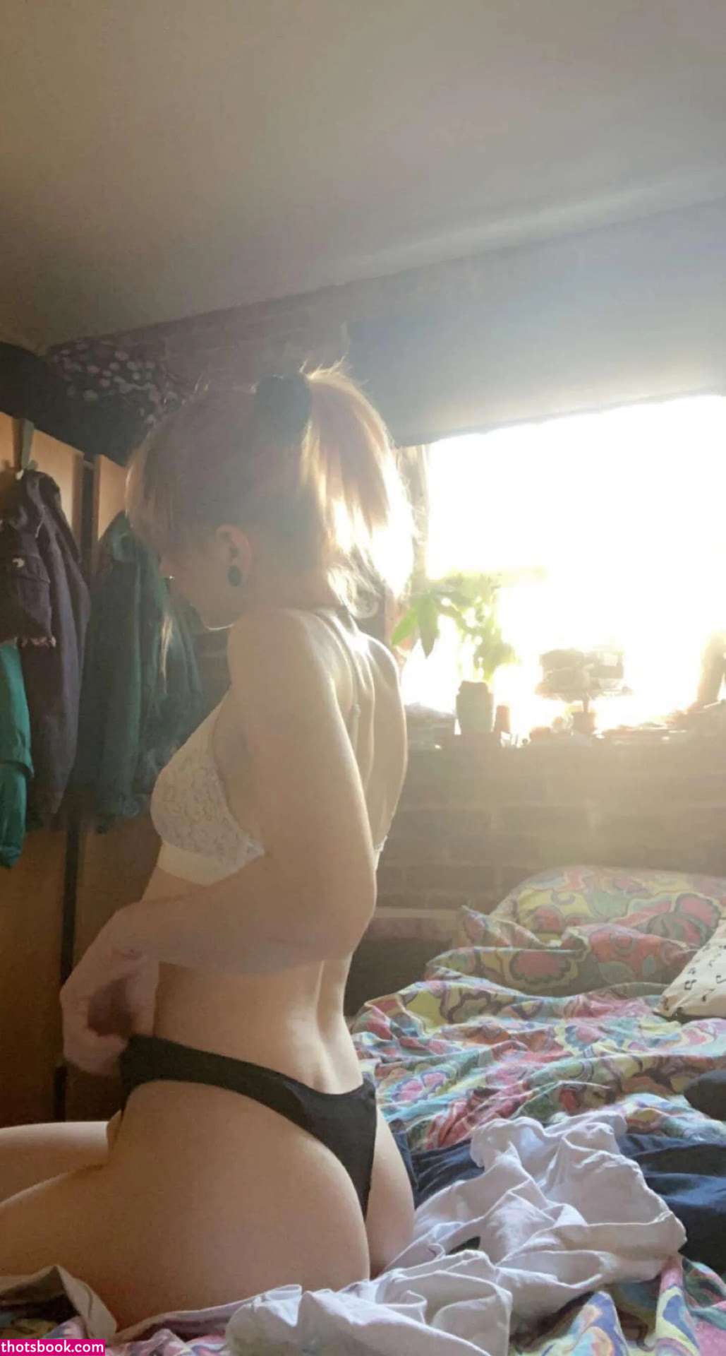 cassandrameg Photo #2