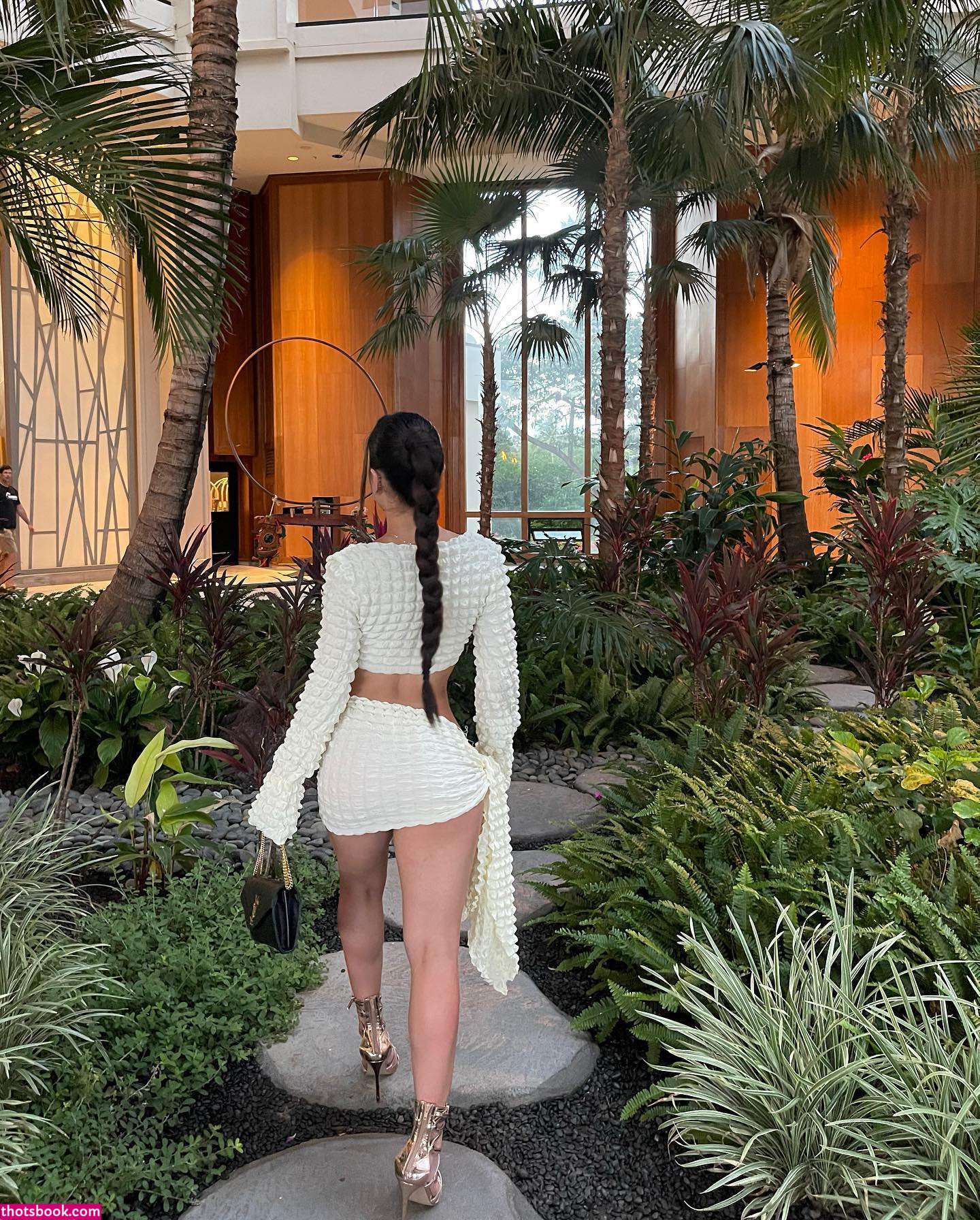 Denisse Cremieux Photo #21