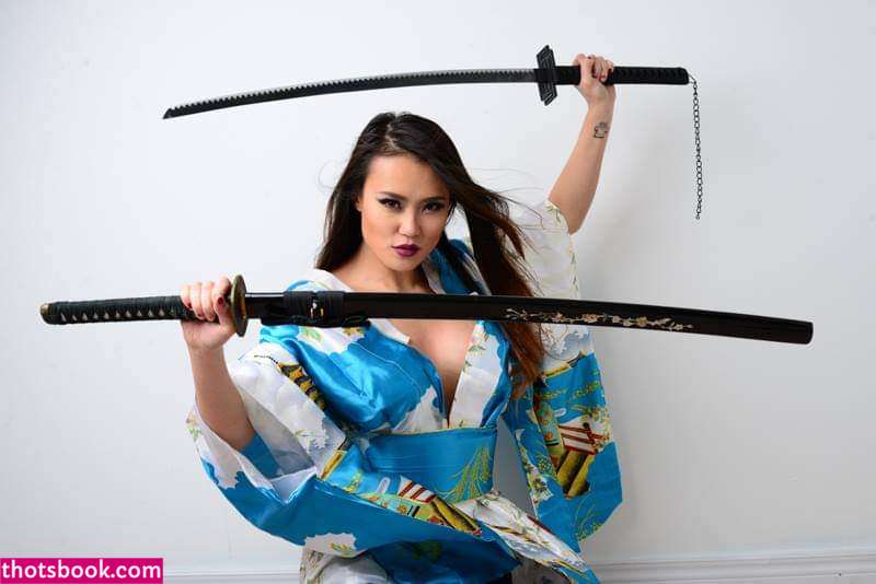 Jennifer Nguyen Photo #70