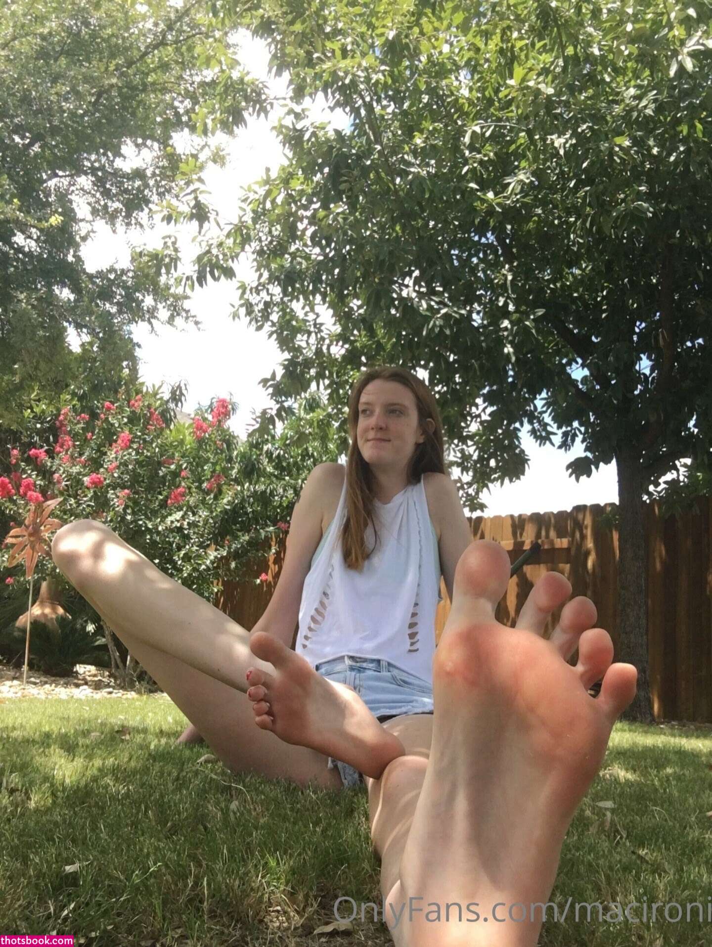 Maci Currin Photo #11