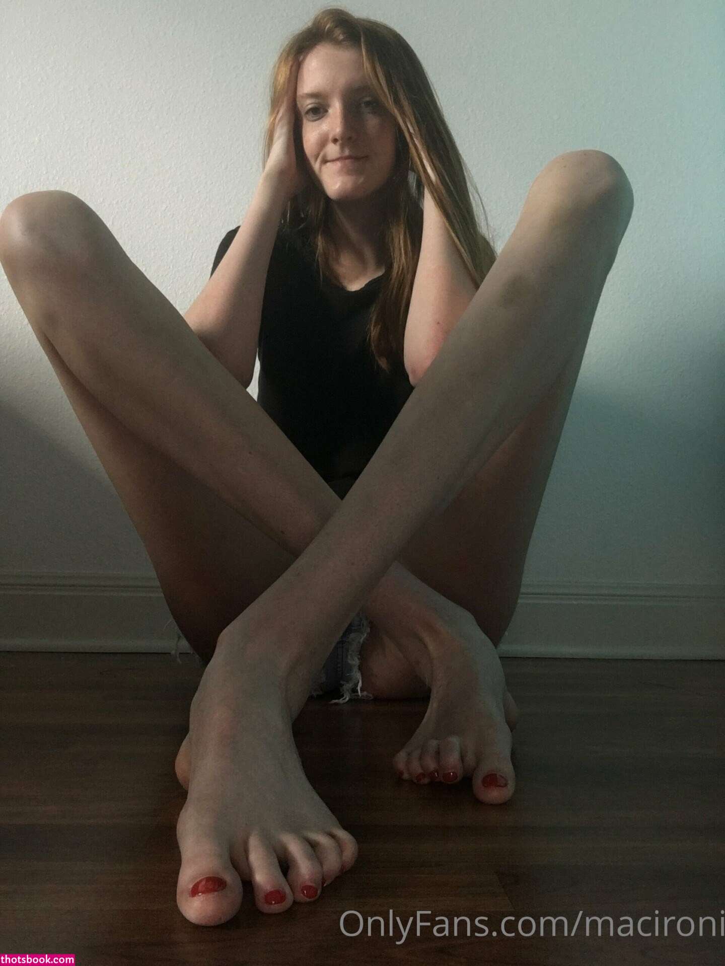 Maci Currin Photo #15