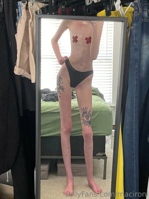 Maci Currin Photo #43