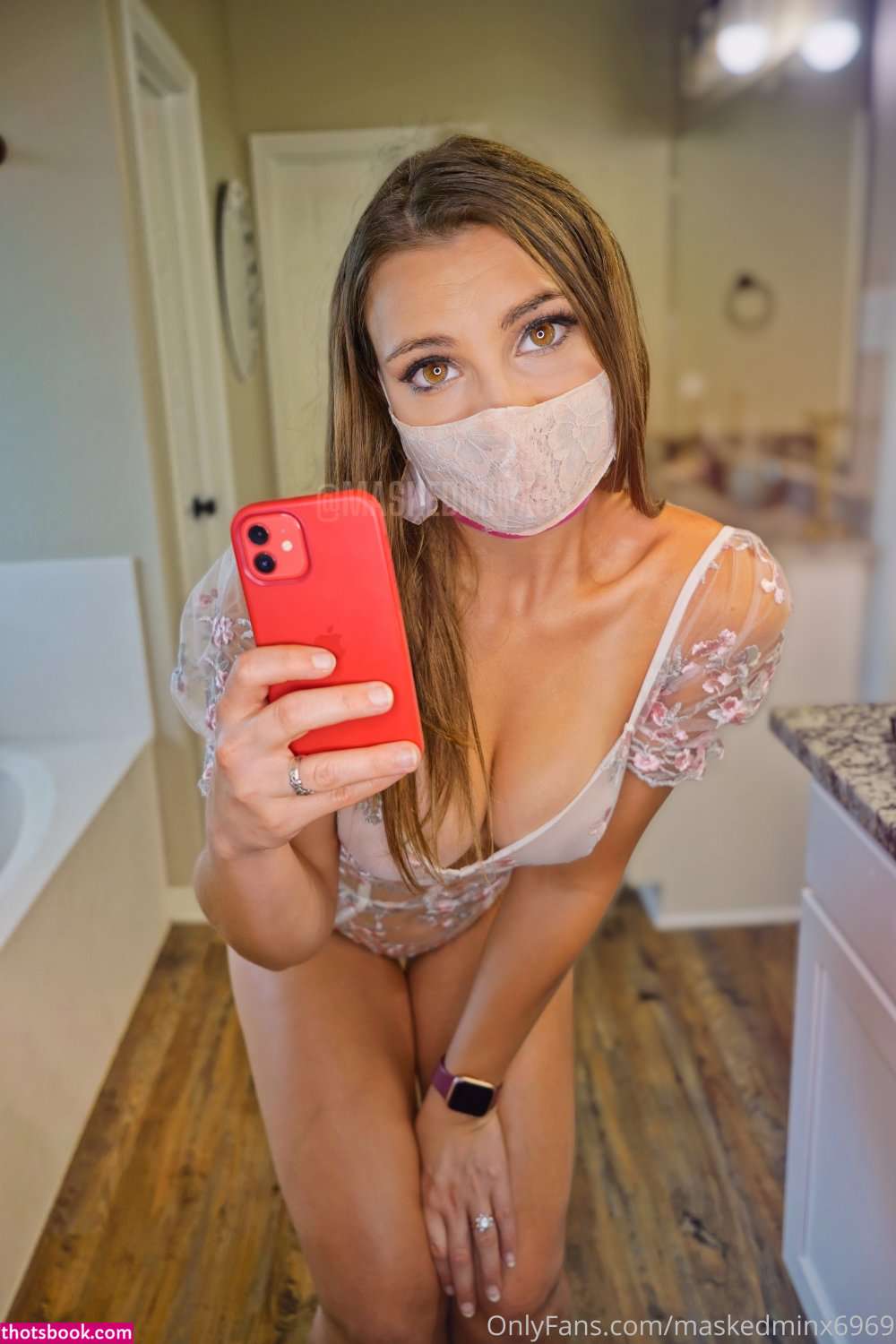 Maskedminx69 Photo #27