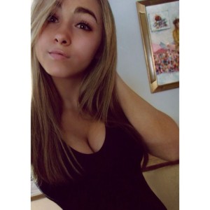 Olivia Lhopitault Photo #6