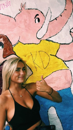 Olivia Lhopitault Photo #7