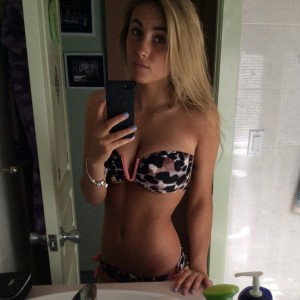 Olivia Lhopitault Photo #16