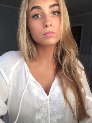 Olivia Lhopitault Photo #28