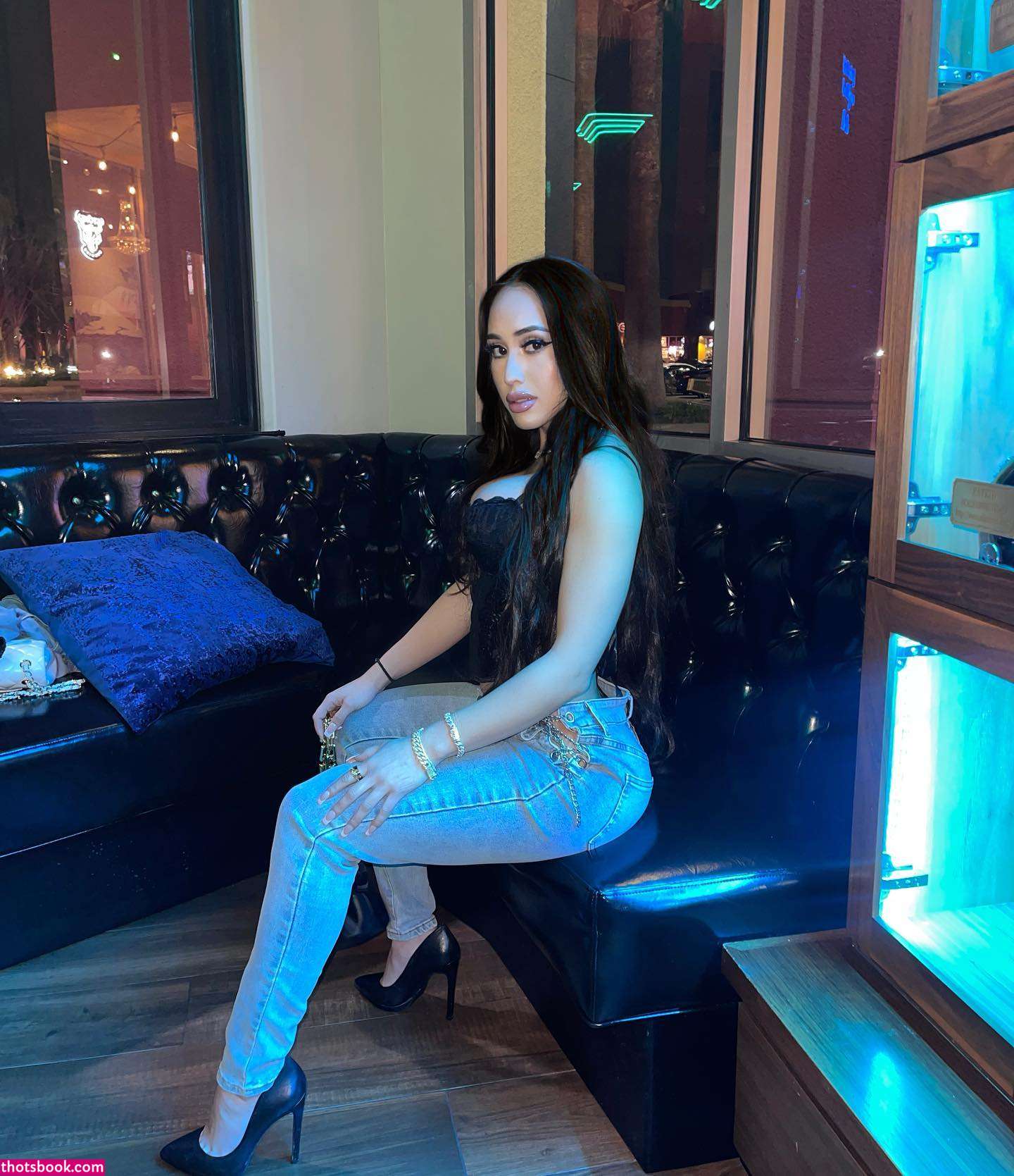 Denisse Cremieux Photo #96