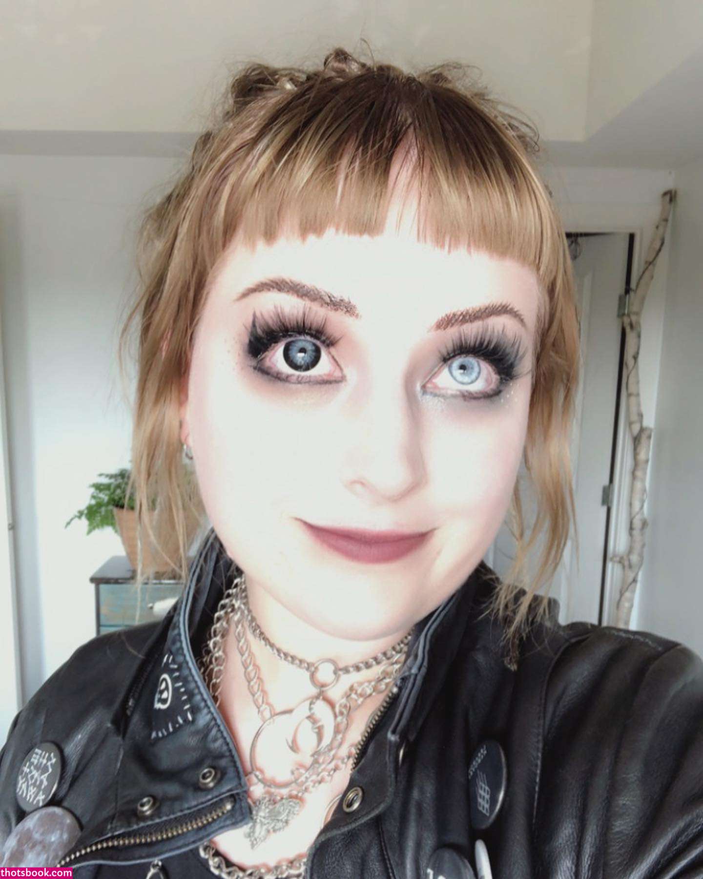 Mother Macabre Photo #7