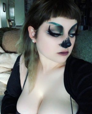 Mother Macabre Photo #12