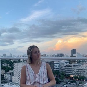 Abby Cummons Photo #23