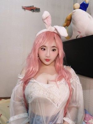 Indonesian Cosplayer Photo #69