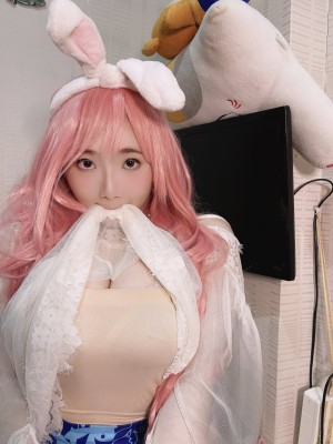 Indonesian Cosplayer Photo #72