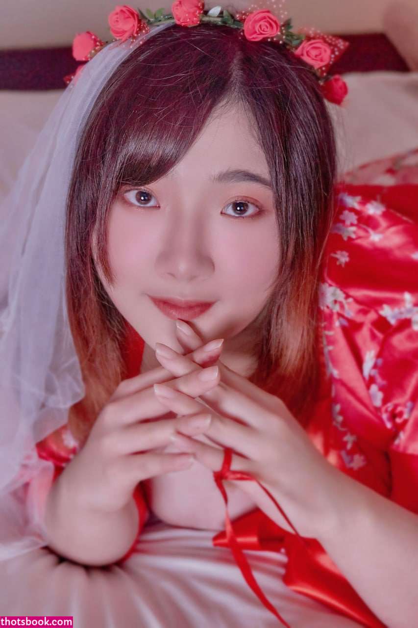 Indonesian Cosplayer Photo #82