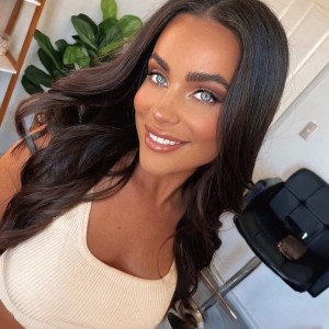 Bronte Schofield Photo #6