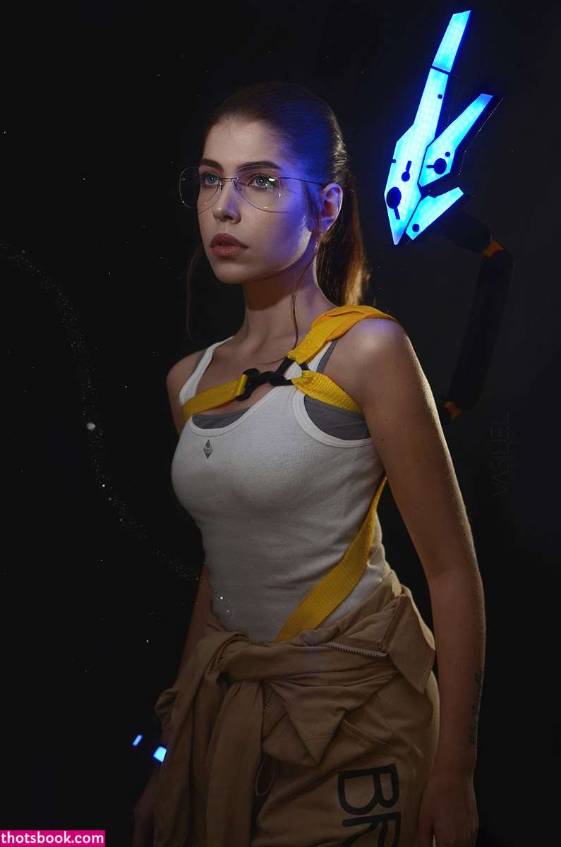 Eilisavcosplay Photo #3