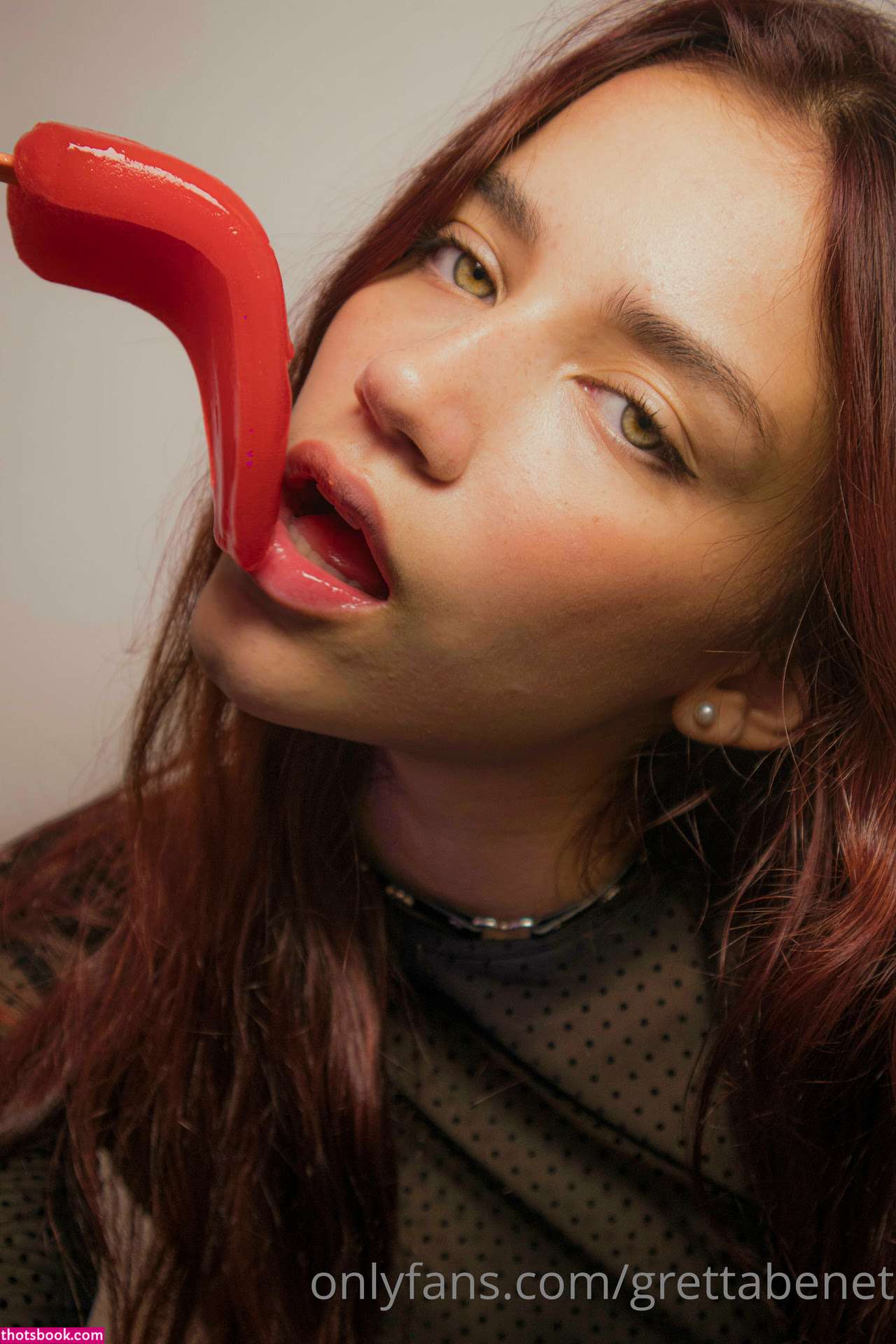 grettabenett Photo #119