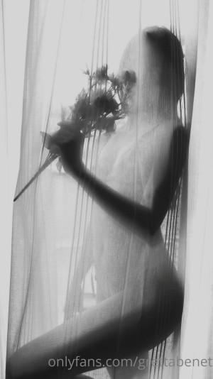 grettabenett Photo #138