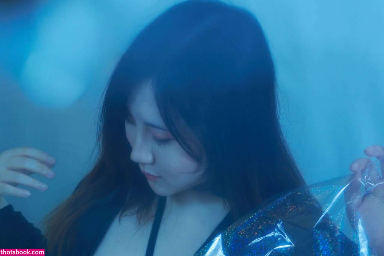 Indonesian Cosplayer Photo #180