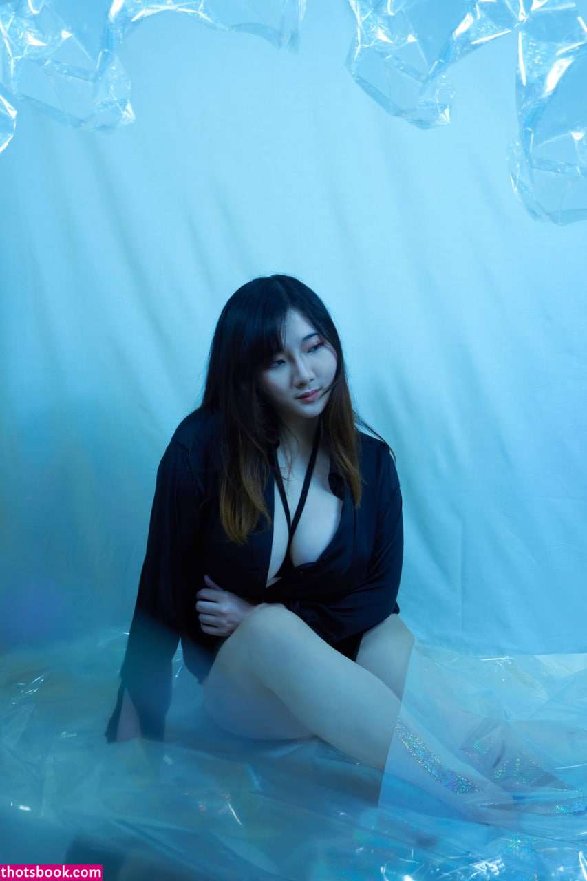 Indonesian Cosplayer Photo #198