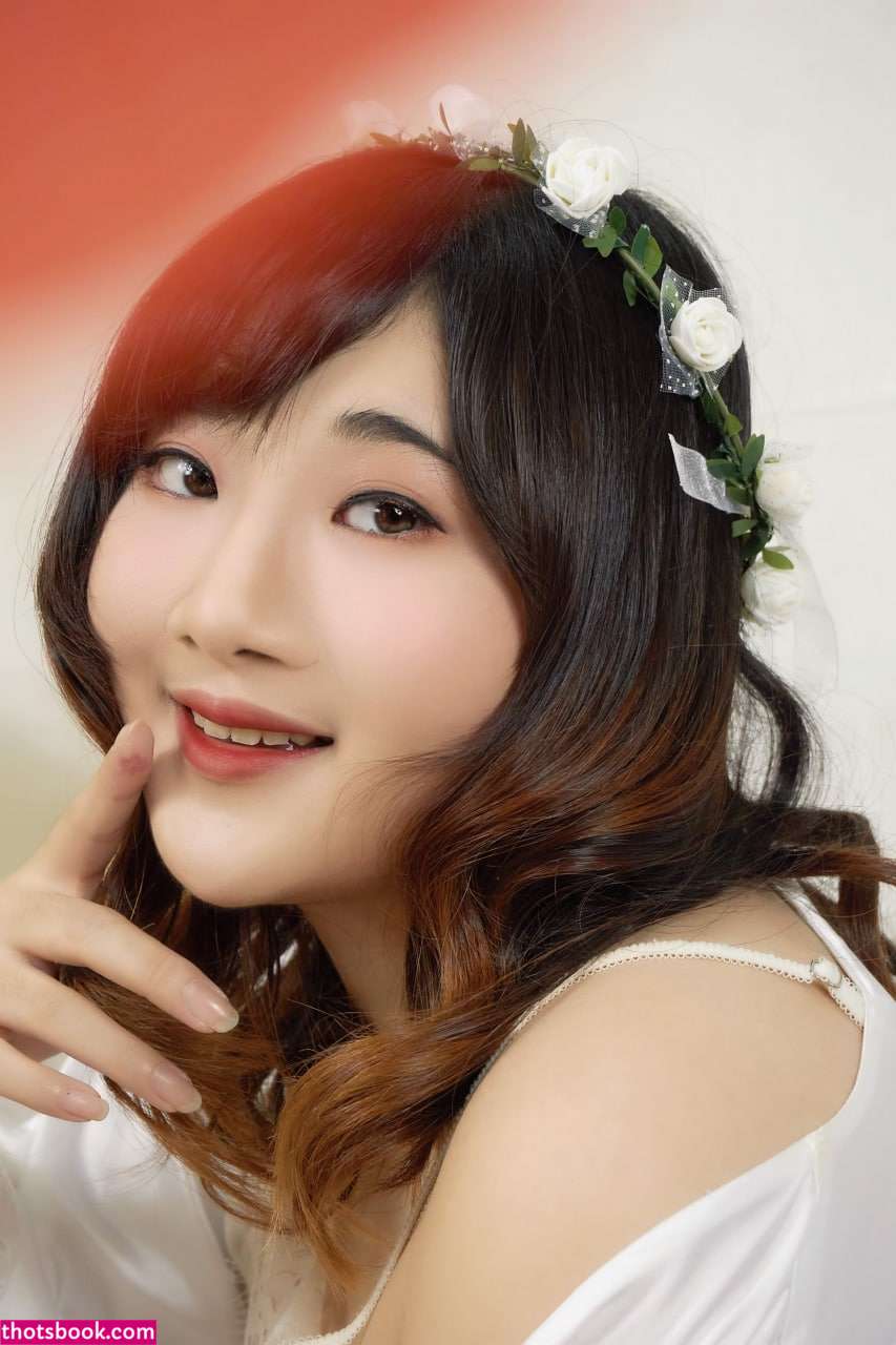 Indonesian Cosplayer Photo #226