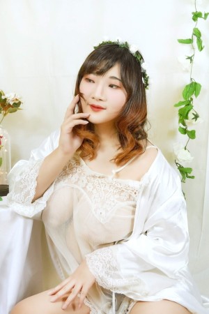 Indonesian Cosplayer Photo #222